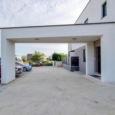 Casa Petra