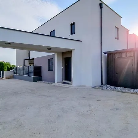 Casa Petra Novigrad (Istria)