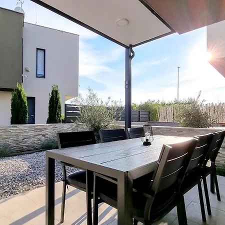 Casa Petra Apartment *